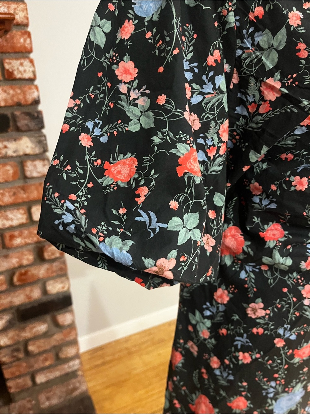 Anthropologie Maeve Black Coral Blue Floral Short Sleeve VNeck Mini Dress L NWOT - Picture 6 of 9